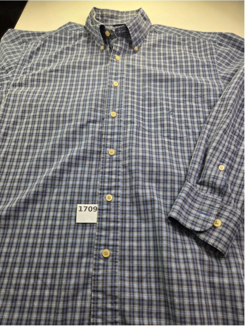 Men's Nautica Casual Button Down Shirt, Size L, Blue and White Plaid #1709
